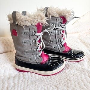 Sorel Snow Boots Youth 2 Gray Pink Faux Fur Insulated Winter Waterproof Outdoor